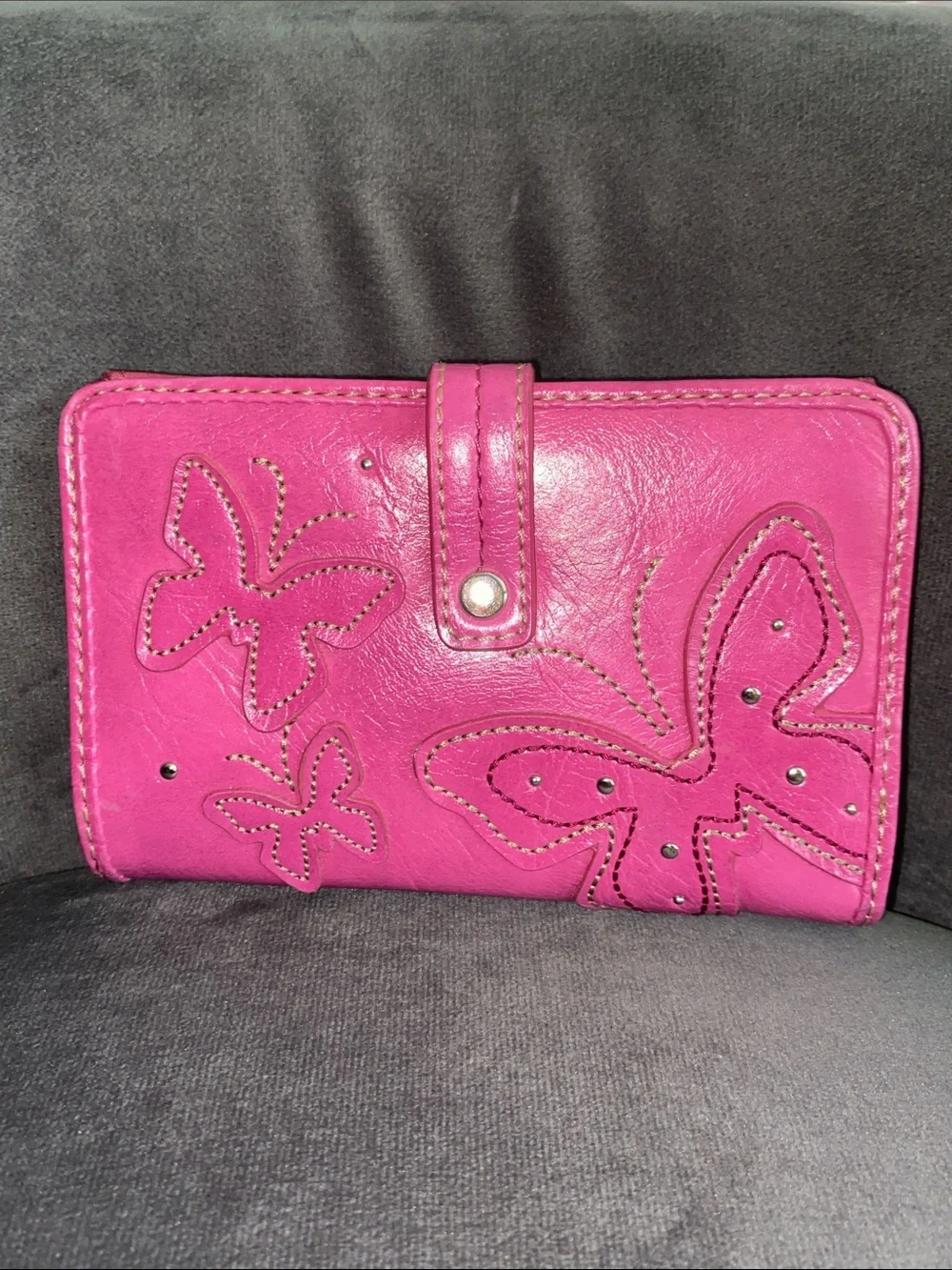 Vintage Relic by Fossil Pink Leather Butterfly Appliqué Bifold Wallet Y2K
